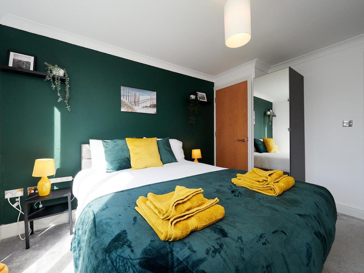 Emerald Suite - Two Story Duplex Apartment - Balcony - Contractors - Family - City Centre - Broadway Plaza - Five Ways - Sleeps 6 Birmingham Ngoại thất bức ảnh