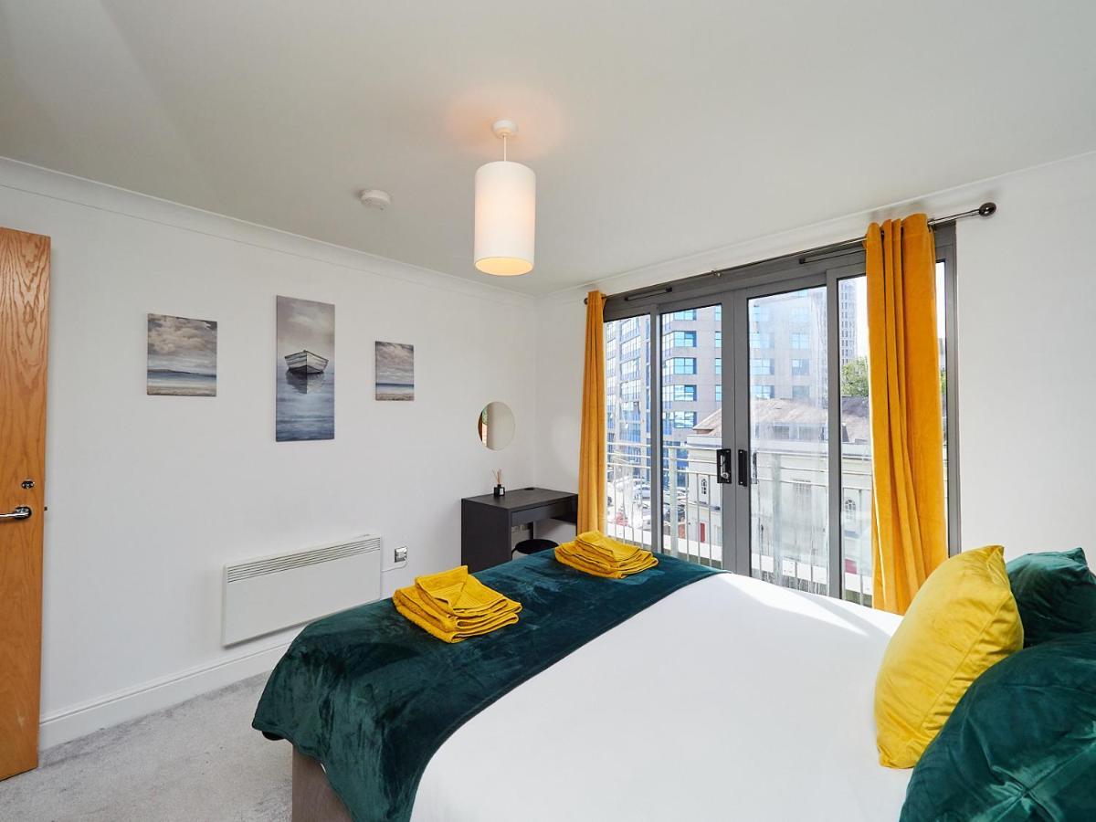 Emerald Suite - Two Story Duplex Apartment - Balcony - Contractors - Family - City Centre - Broadway Plaza - Five Ways - Sleeps 6 Birmingham Ngoại thất bức ảnh