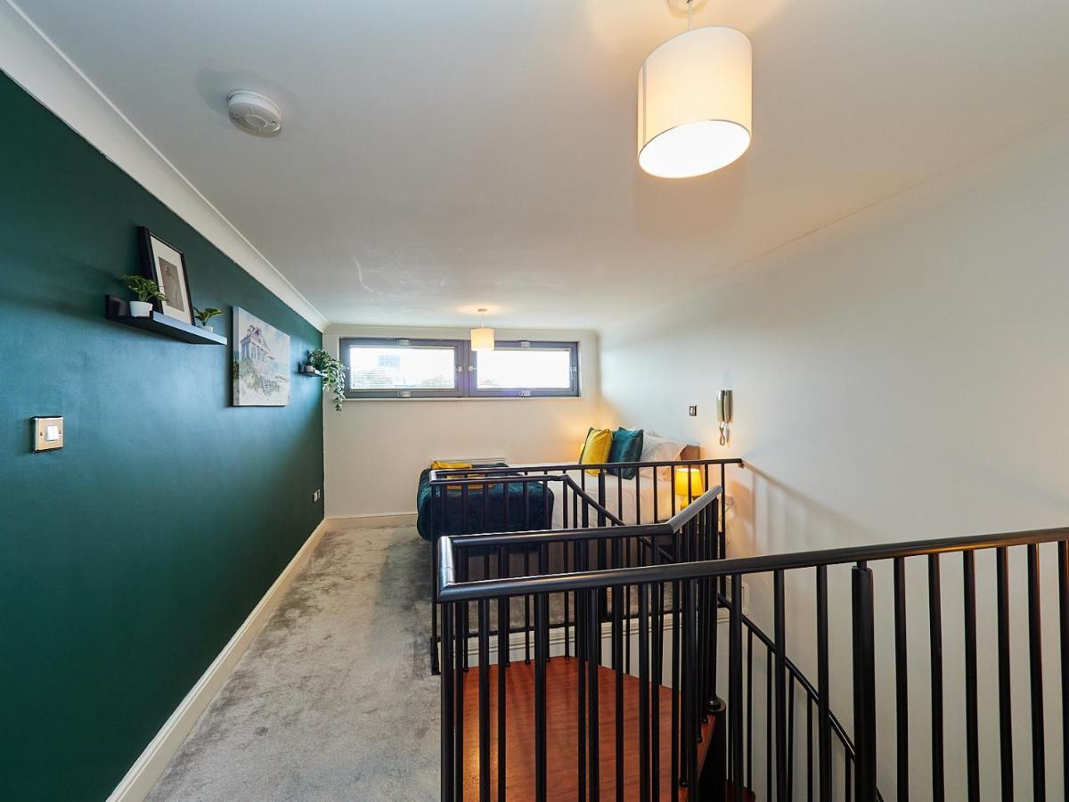 Emerald Suite - Two Story Duplex Apartment - Balcony - Contractors - Family - City Centre - Broadway Plaza - Five Ways - Sleeps 6 Birmingham Ngoại thất bức ảnh