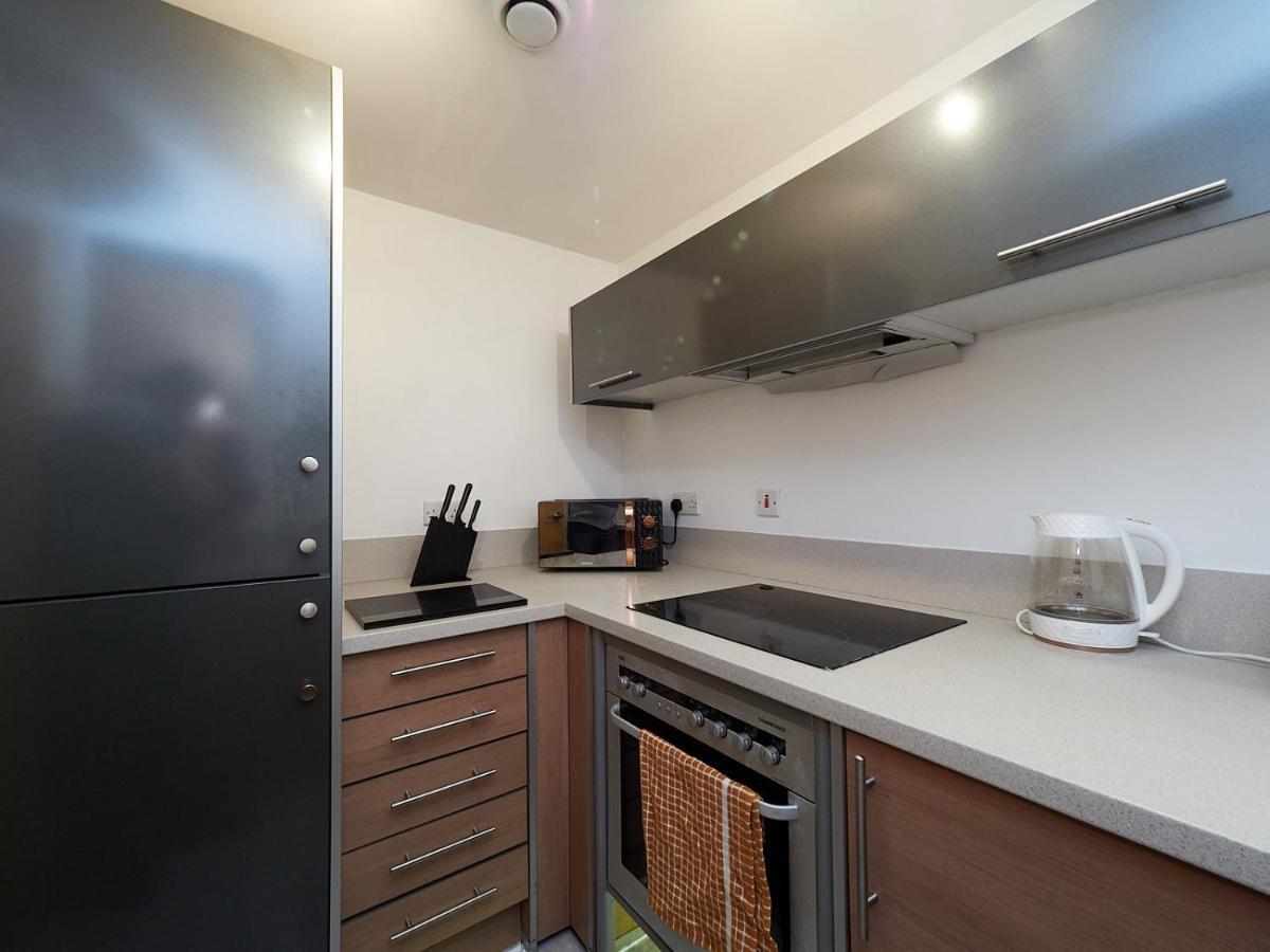 Emerald Suite - Two Story Duplex Apartment - Balcony - Contractors - Family - City Centre - Broadway Plaza - Five Ways - Sleeps 6 Birmingham Ngoại thất bức ảnh